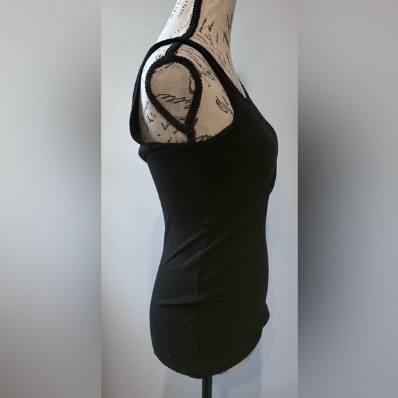 🖤🖤GAP Essential Black Tank Top - Size XS🖤🖤 - Picture 3 of 7